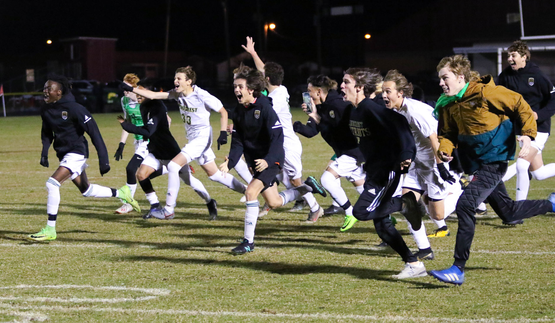 PC SAC Tourney Champs-16.jpg